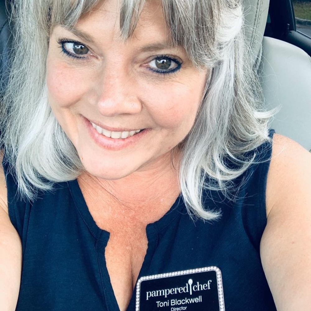 Meet your Posher, Toni